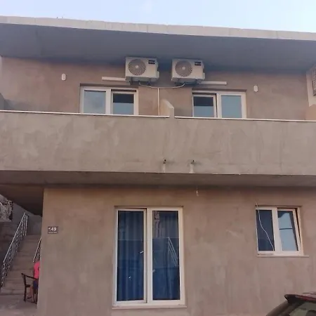 Studio Apartment *